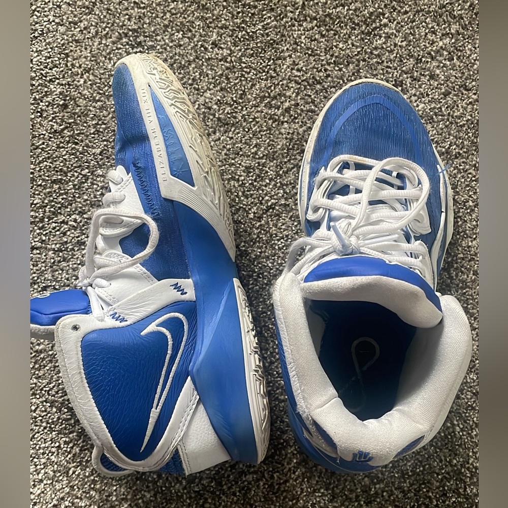 Boys Nike Kyrie basketball shoes
